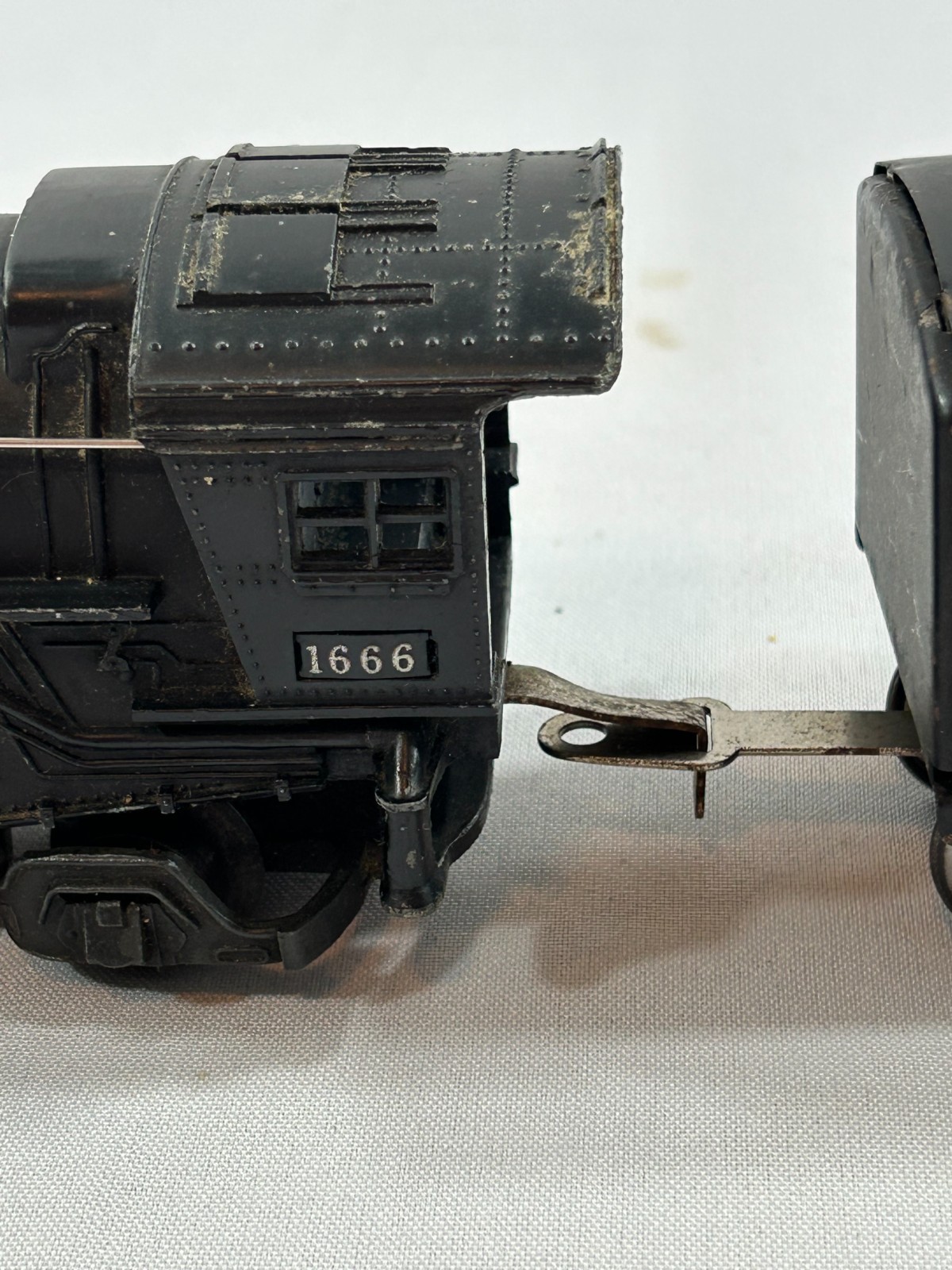 Lionel 1666 Steam Locomotive w/ 2689T Tender O-27 Postwar 1940s Tested