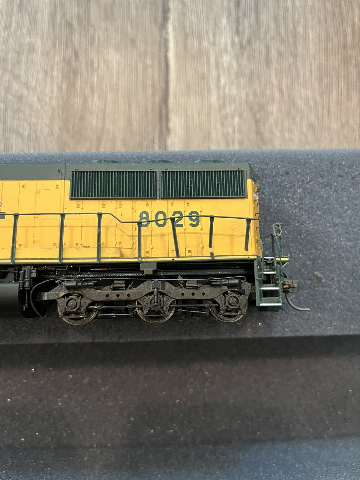 HO PROTO 2000 SD-60 CHICAGO NORTH WESTERN CNW OPERATION LIFESAVER
