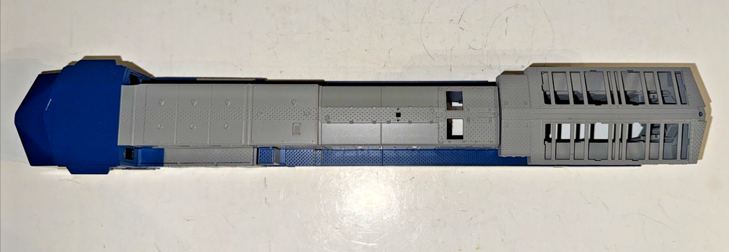 MTH O GAUGE CSX CAB #5000 DIESEL ENGINE BODY SHELL 18.5″ LONG NEW