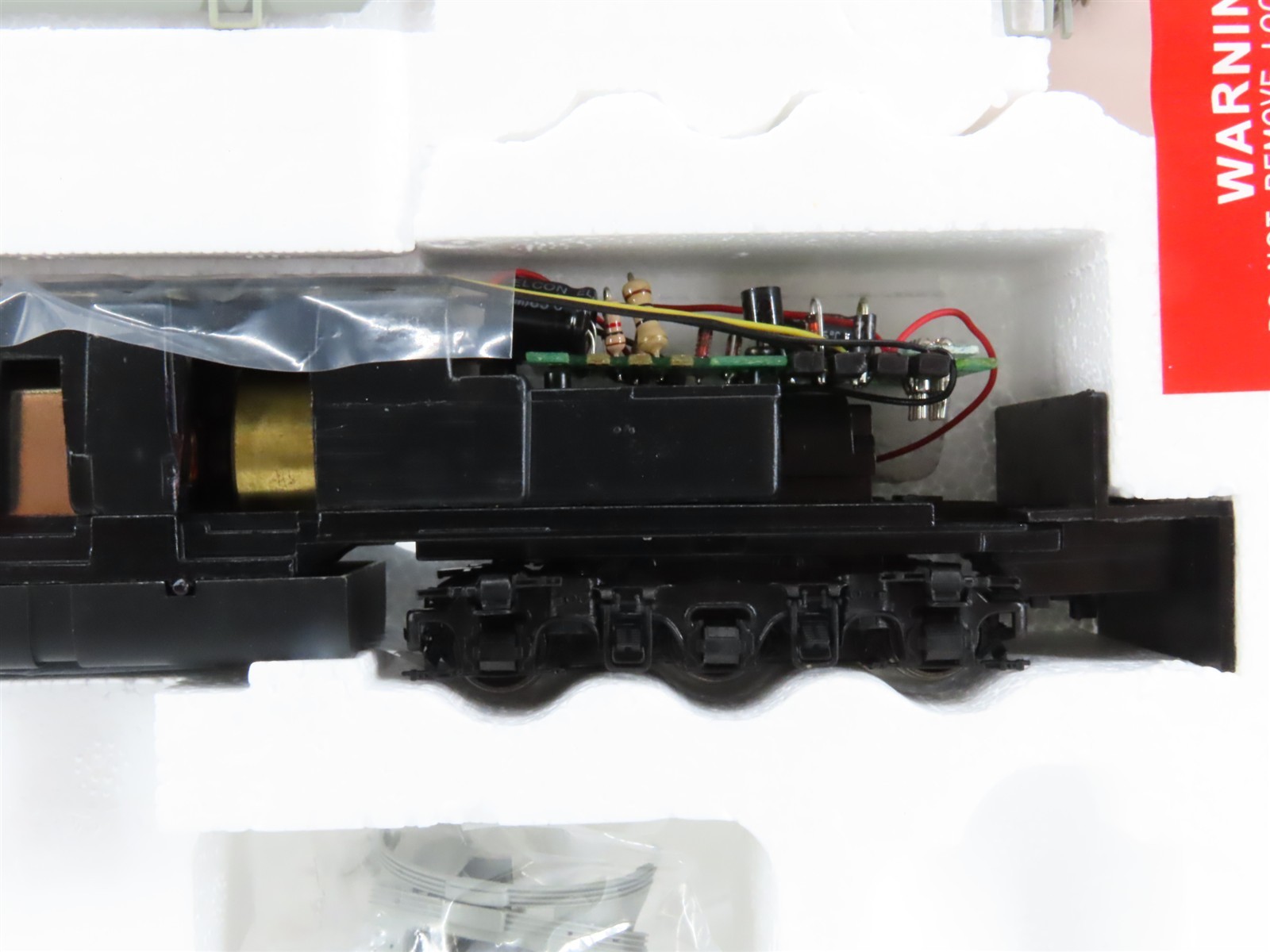 HO Scale Proto 2000 21072 Undecorated EMD E7A Diesel Locomotive – DCC Ready
