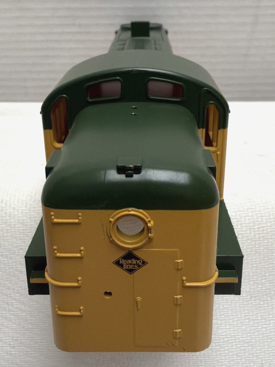 MTH O-GAUGE RS-3 READING LINES #449 DIESEL LOCOMOTIVE SHELL ONLY – NEW