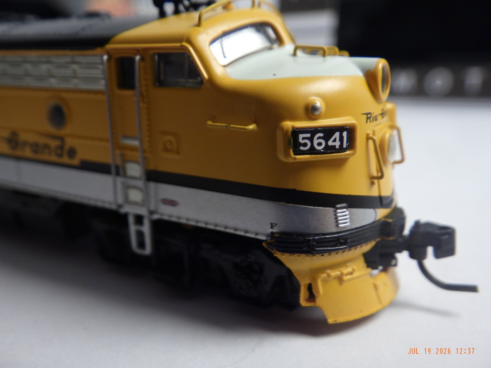 N Scale EMD F7 DRGW 5641/5642, A unit powered with sound,B unit unpowered