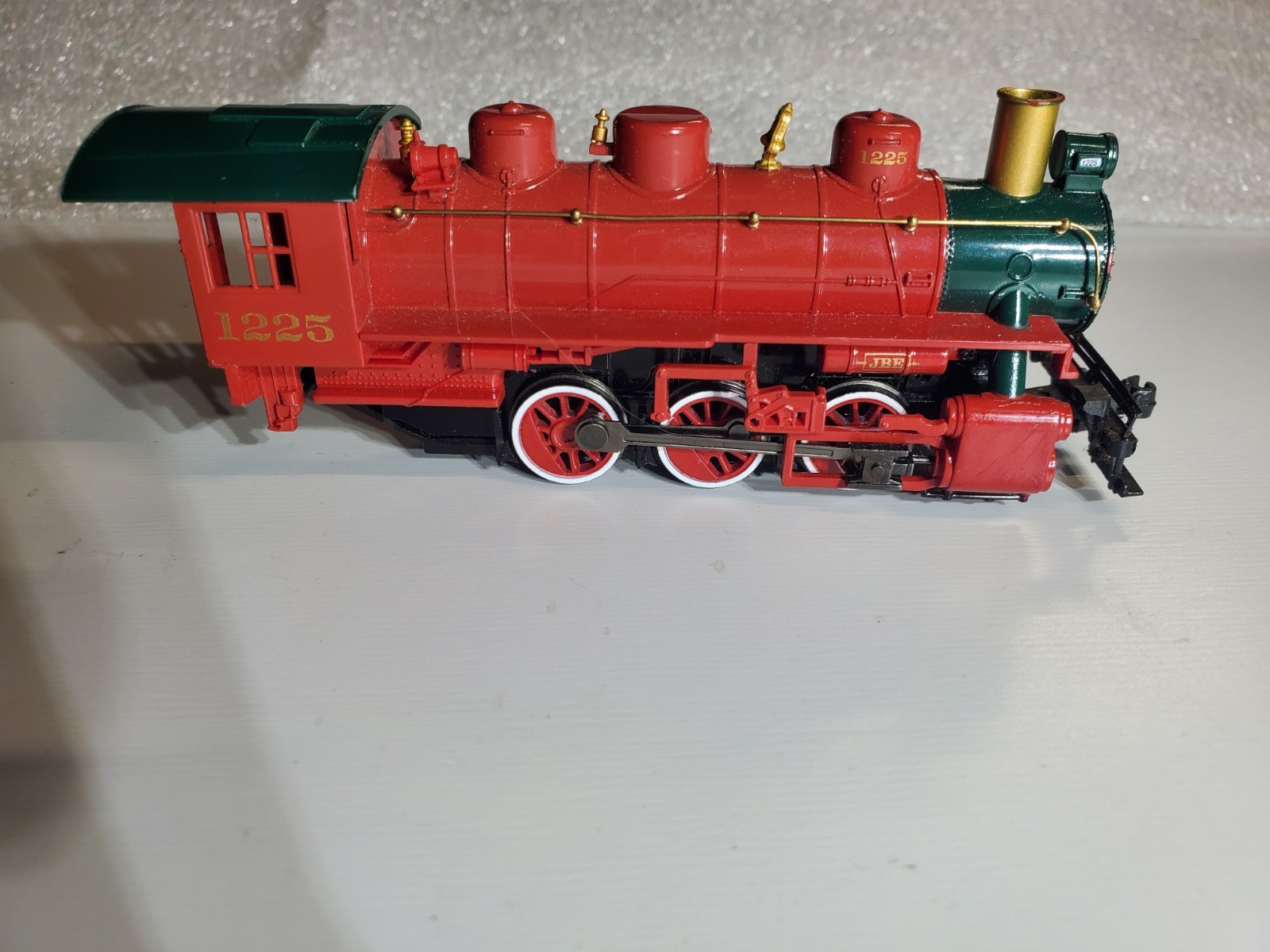 ho Bachman #1225 Red 0-6-0 Steam Locomotive – w/Light – Refurb – DC – Runs Good