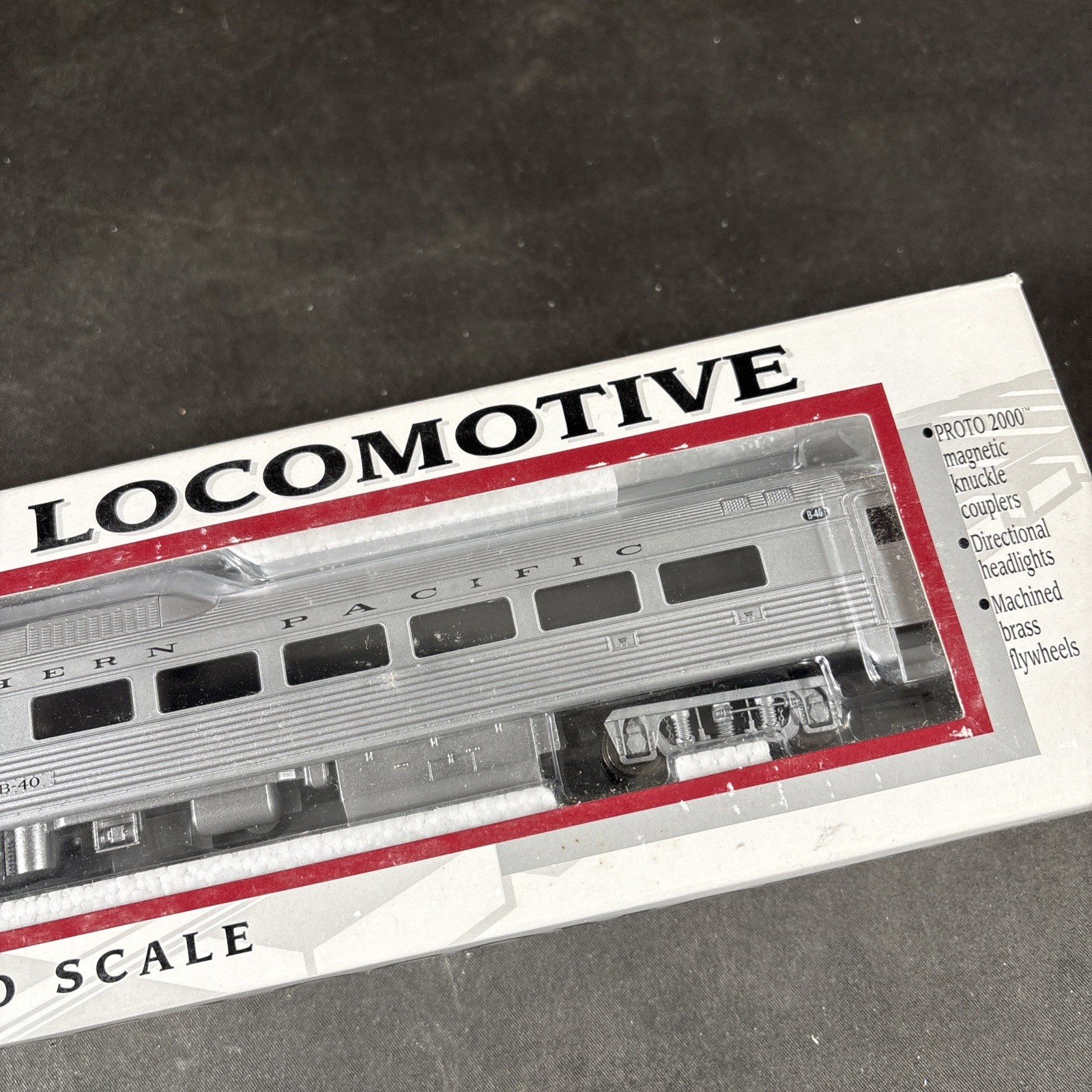 31245 PROTO 1000 RDC3 NORTHERN PACIFIC #B40 HO SCALE BUDD RDC LOCOMOTIVE NEW