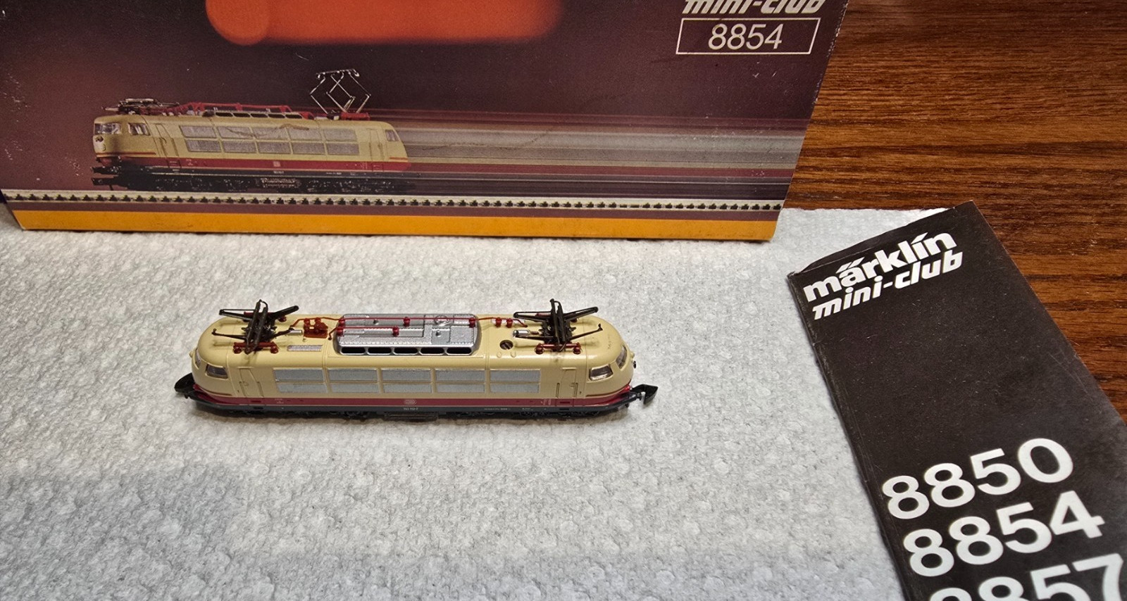 Marklin Z Scale #8854 DB Class 103 Express Electric Locomotive LN/Box