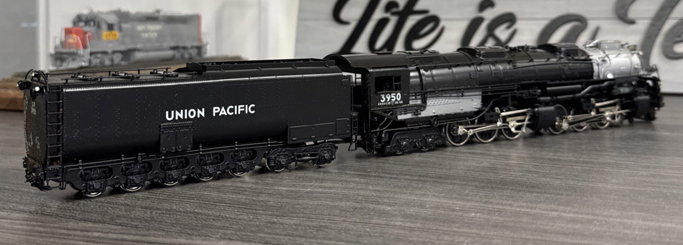 Tenshodo by PFM #114 HO Brass 4-6-6-4 Challenger Union Pacific #3950 DNR & Used!