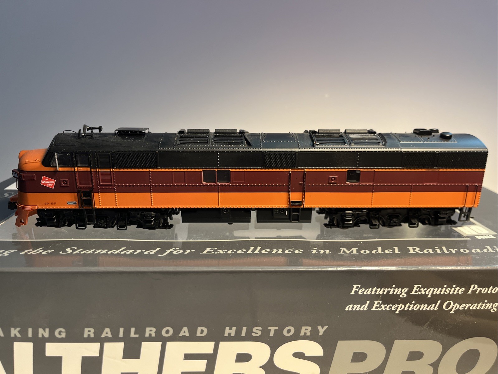 HO Scale Walthers Proto Milwaukee Road E7A 20-A DCC/Sound TESTED