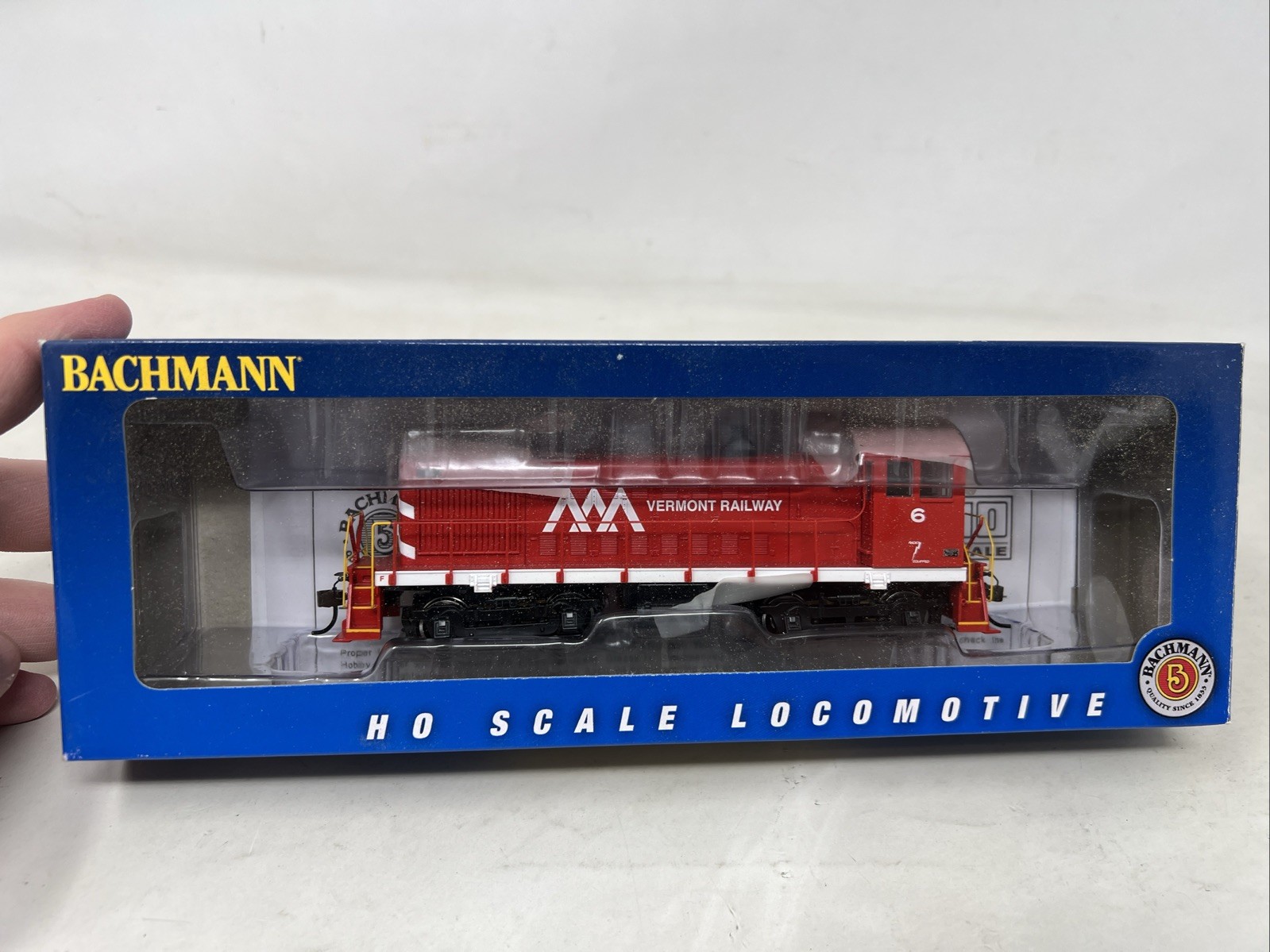 Bachmann Alco S4 Diesel Locomotive Vermont Railway #6 HO Scale DCC Ready