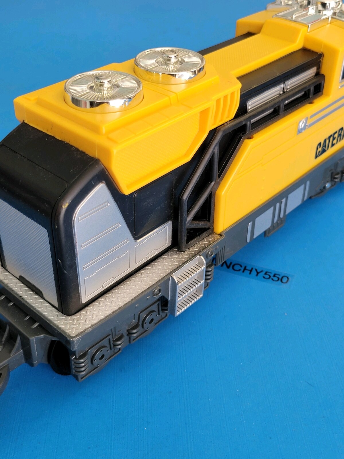 Toy State CAT Caterpillar Construction Train Locomotive Engine G Scale Working