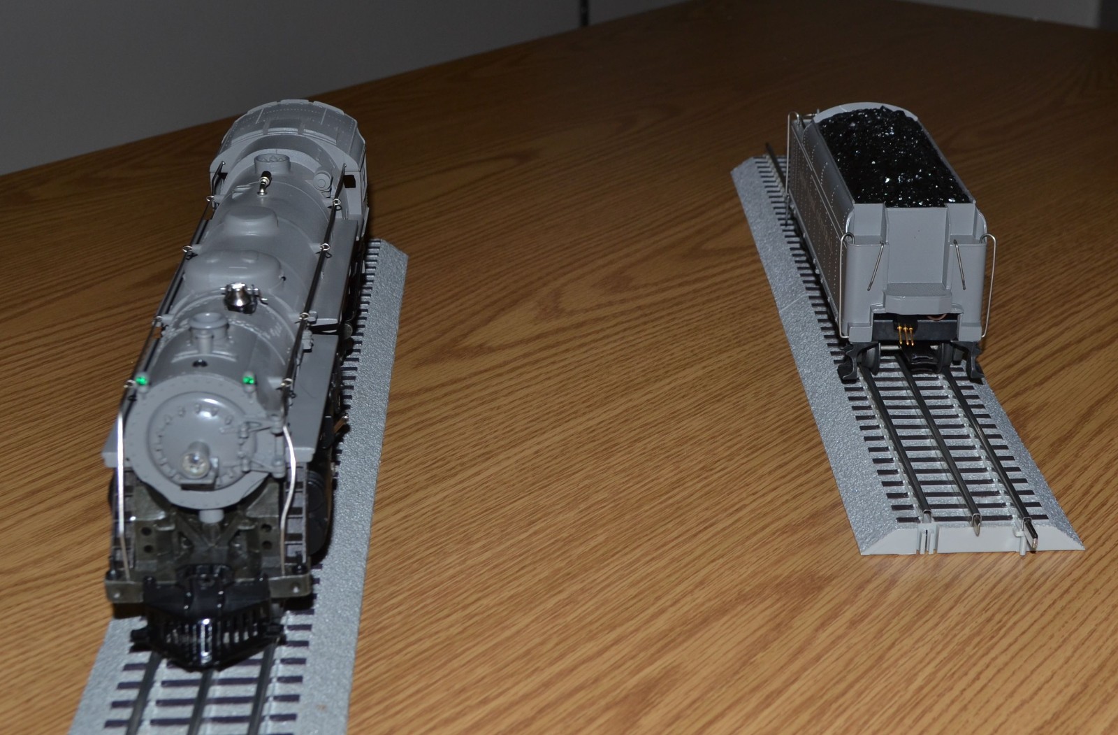 Lionel 6-18002 New York Central 4-6-4 Hudson Steam Locomotive LN #785 – VIDEO