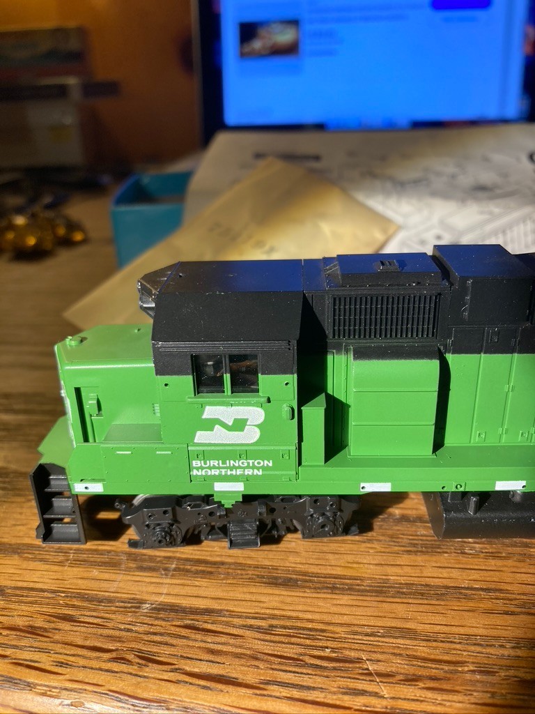 Athearn HO Burlington Northern BN 2264 GP38-2 Powered Locomotive #4601 New old s