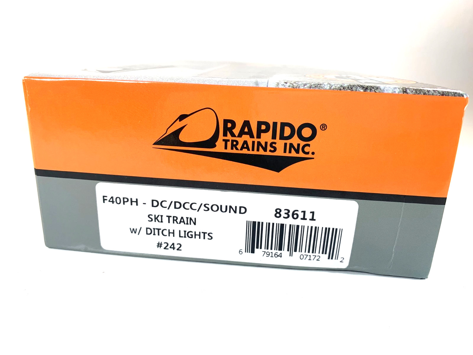 Rapido 83611 Ski Train F40PH w/ ditch lights #242 – DC/DCC/ Sound