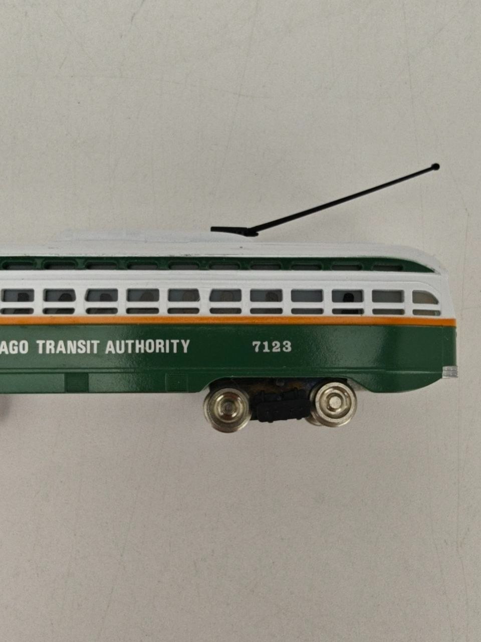 Bachmann Streamline PCC Trolley 7123 CTA HO Scale Box Tested READ