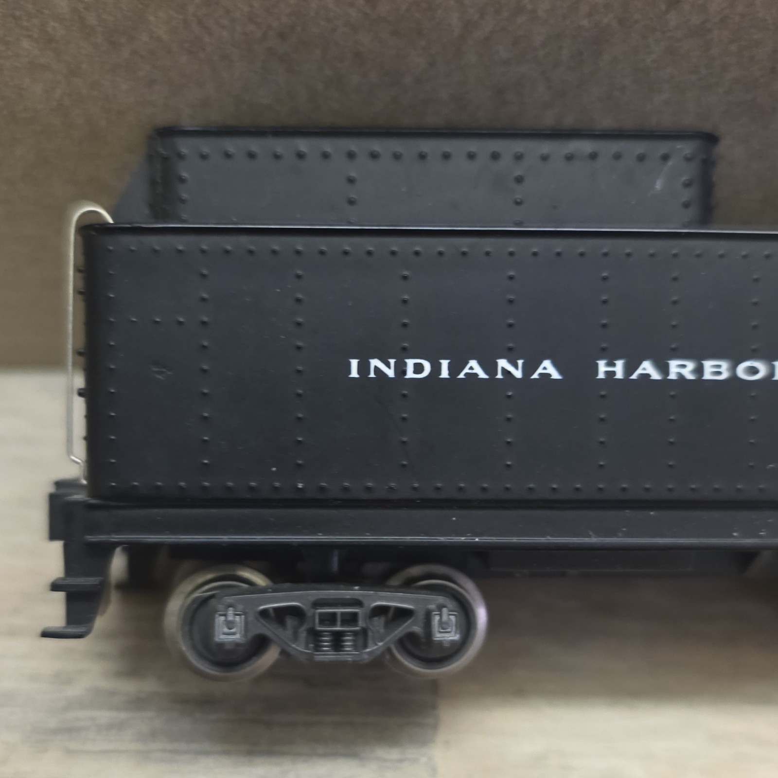 Rivarossi Indiana Harbor Belt R.R. HO Tender Black Plastic Coal Load Model 1:87