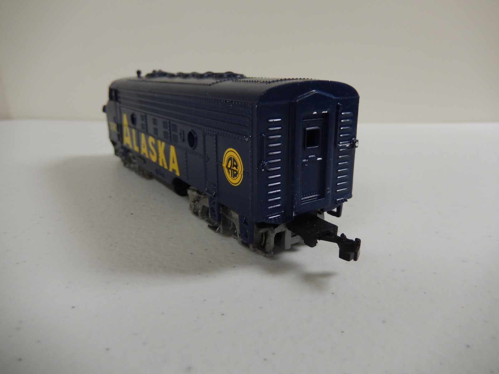 Bachmann HO Alaska 1505 E.M.D. F-9A Powered Diesel 61518 – BOX