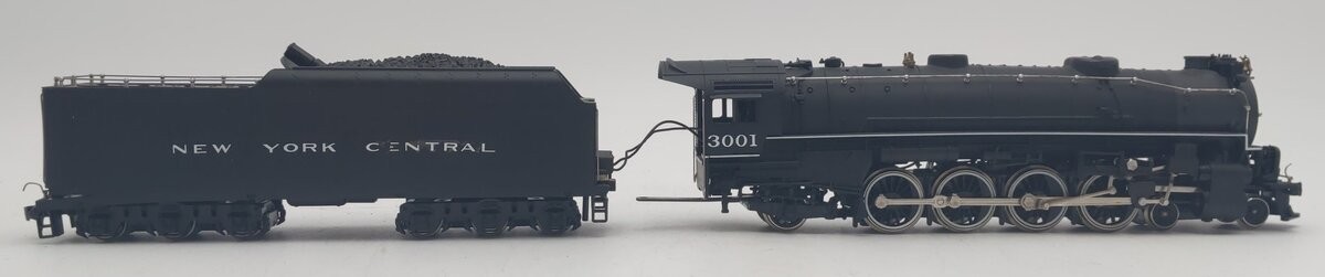 Mehano HO Scale NYC 4-8-2 Steam Locomotive & Tender #3001