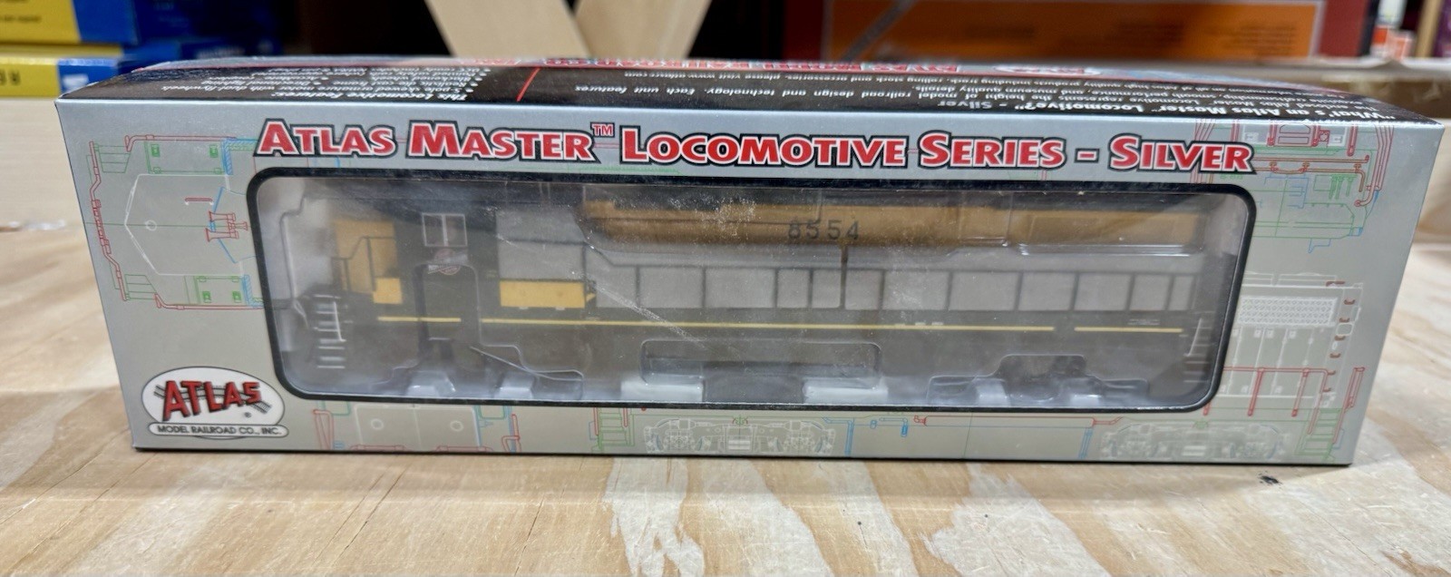 Atlas HO Silver Series C&NW Chicago & North Western Dash 8 #8554 New DCC Ready