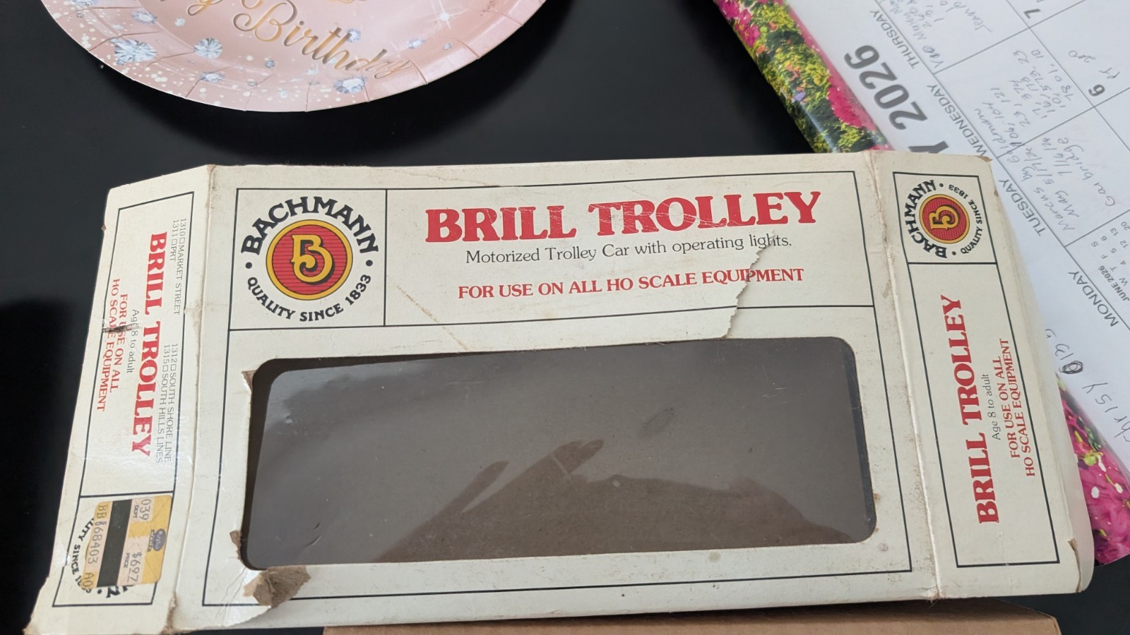 HO Scale Brill Trolley Motorized w/lights – Broadway no. 7408 – Bachmann (AA-833