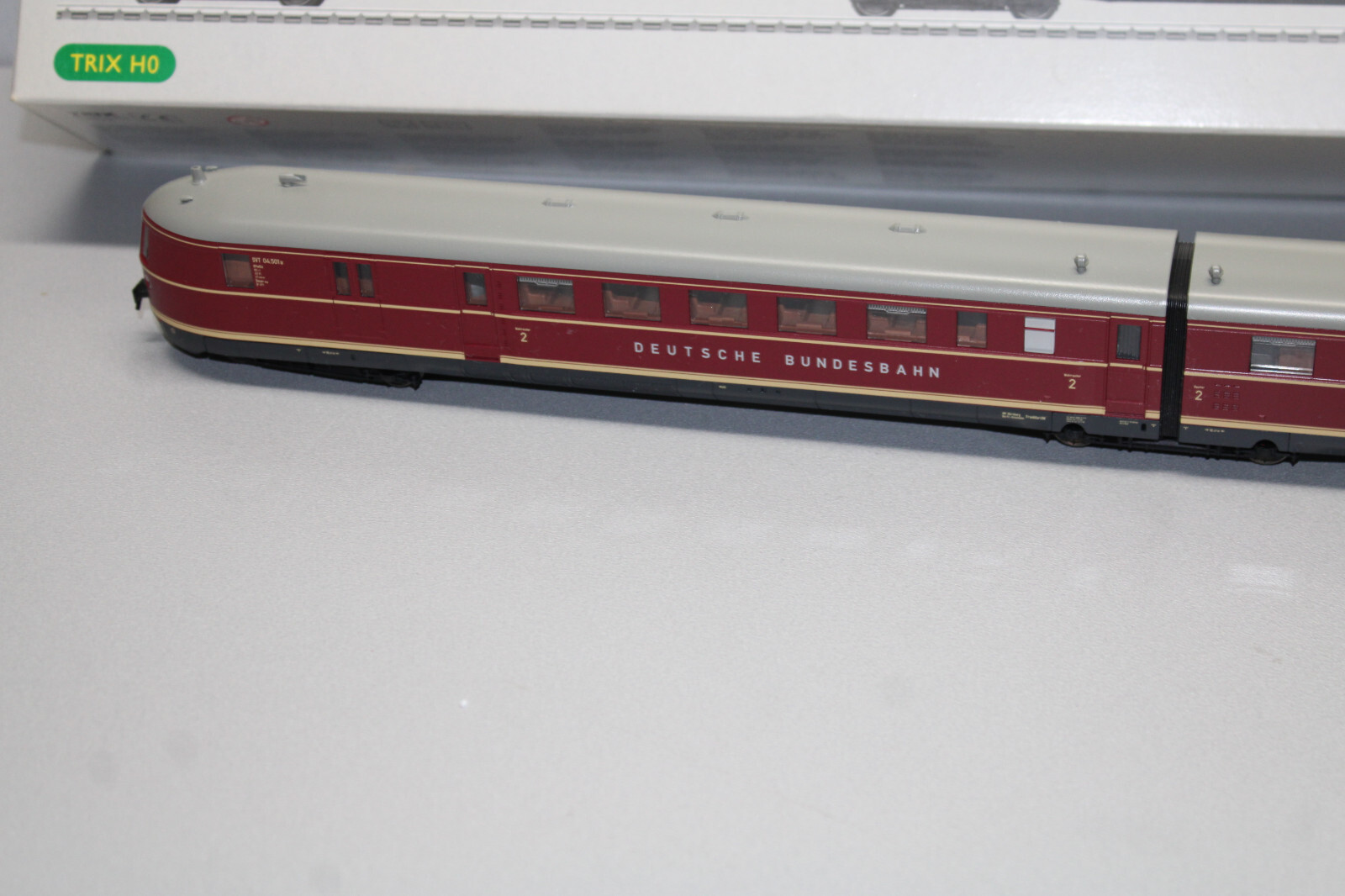 Trix 22025 DCC / SX Digital Railcar Set SVT 04 DB Sound Gauge H0 OVP