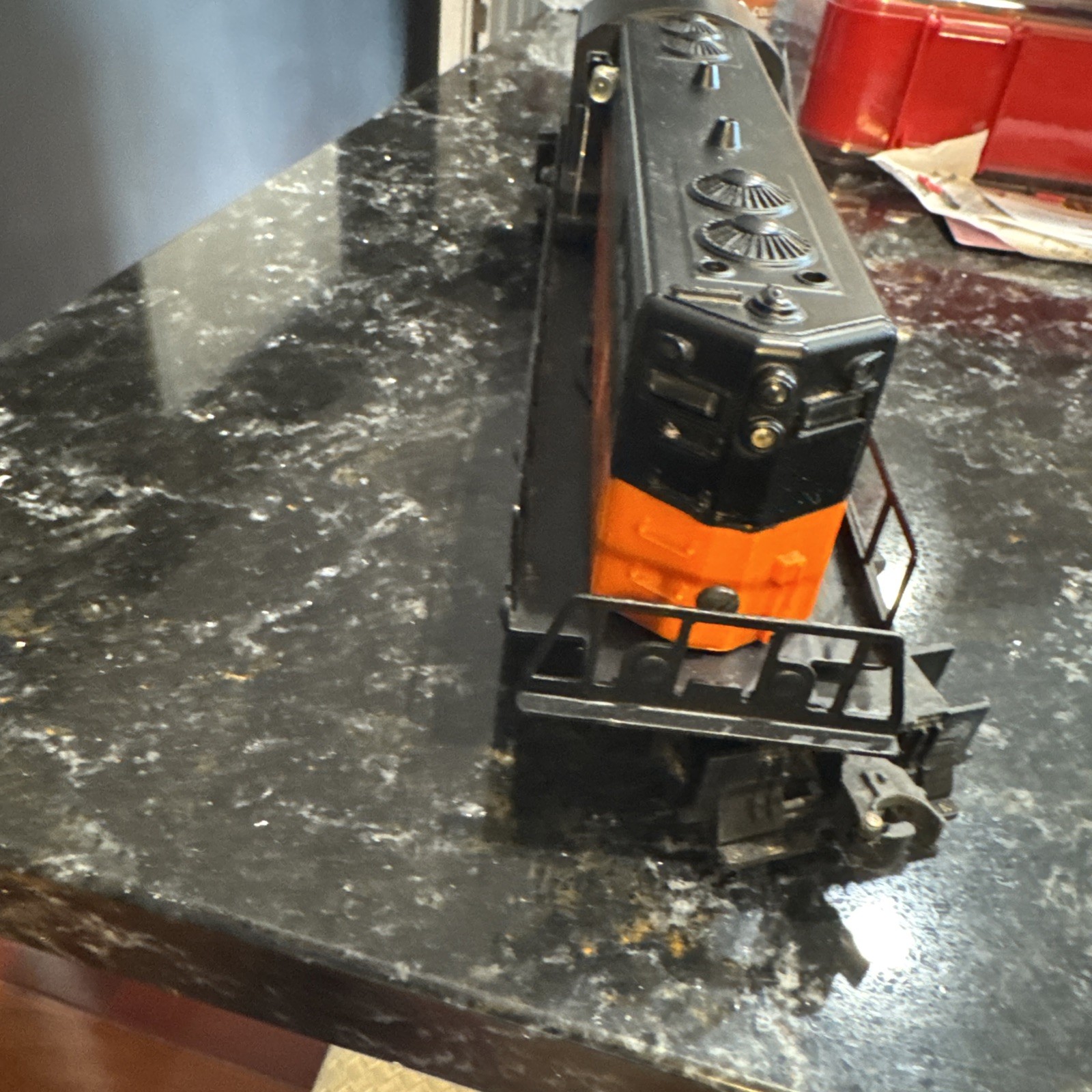 Vintage 1955-1956 Lionel O-Gauge Milwaukee Road GP-7 Diesel Locomotive 2338
