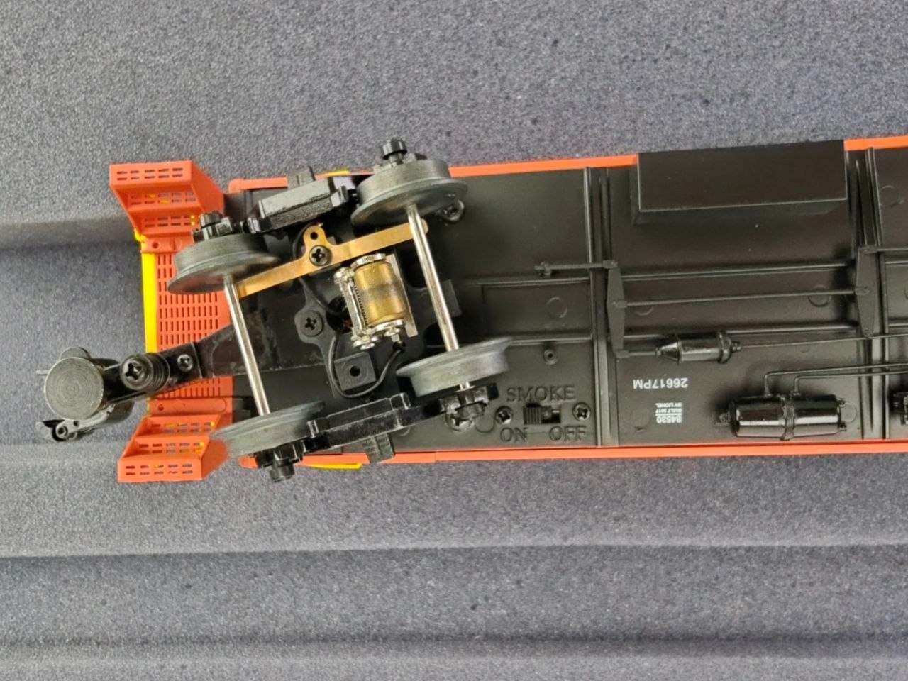 Lionel 6-84530 Norfolk Southern #911 O Gauge Caboose Smoke Light READ