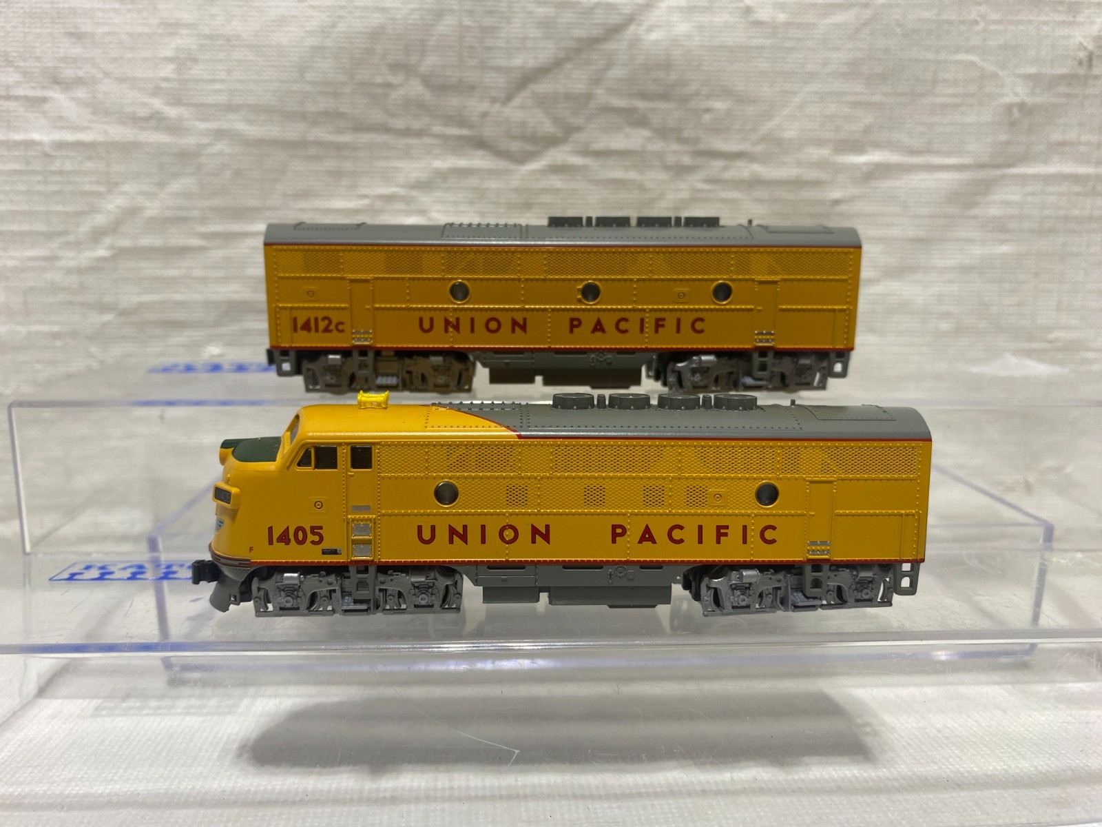 N Scale 176-1113/1114 Kato USA Union Pacific F3A/F3B w/DCC RD#1405/1412C