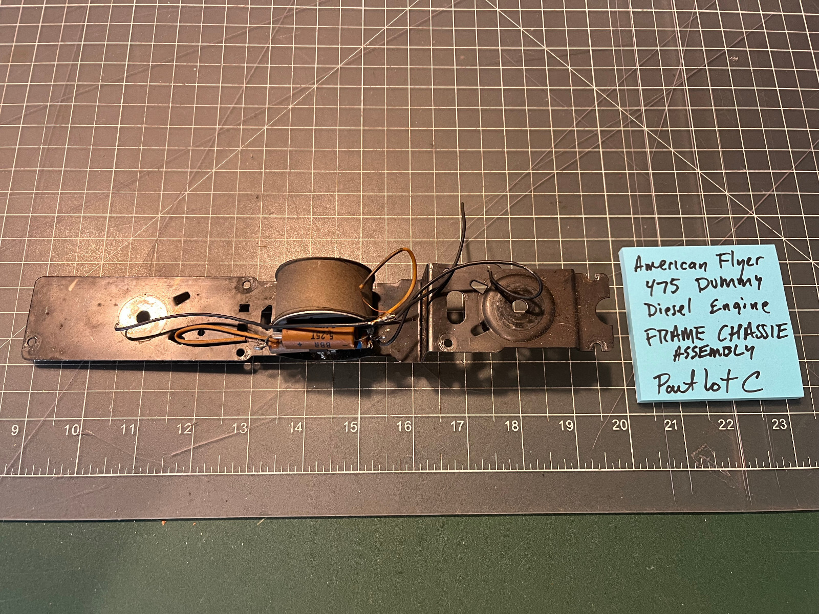American Flyer Train 475 ROCKET PA ALCO Diesel Locomotive DUMMY FRAME PART LOT C