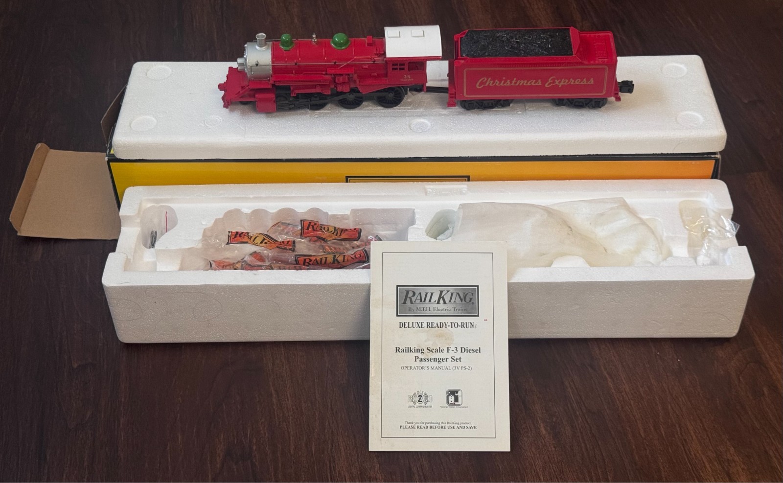 M.T.H. RailKing 4-6-0 Steam Engine &Tender Christmas Express O Gauge #30-4207-1E