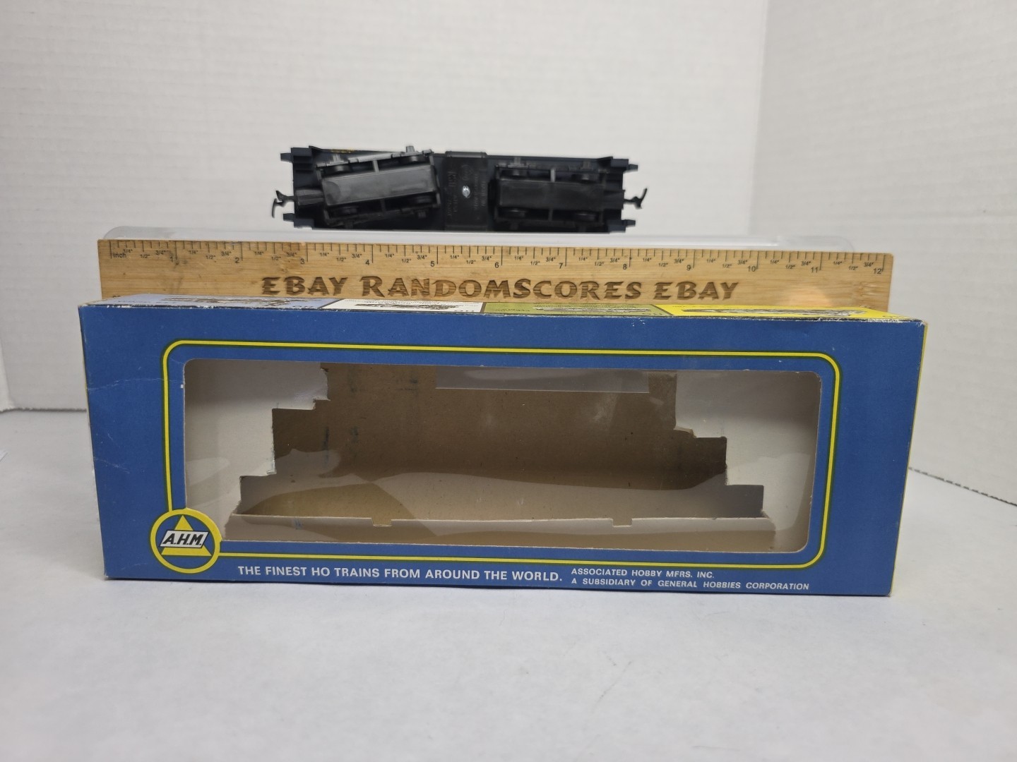 AHM Ho Scale 5014ed Dummy Santa FE 2325 Switcher Diesel Loco LNIB