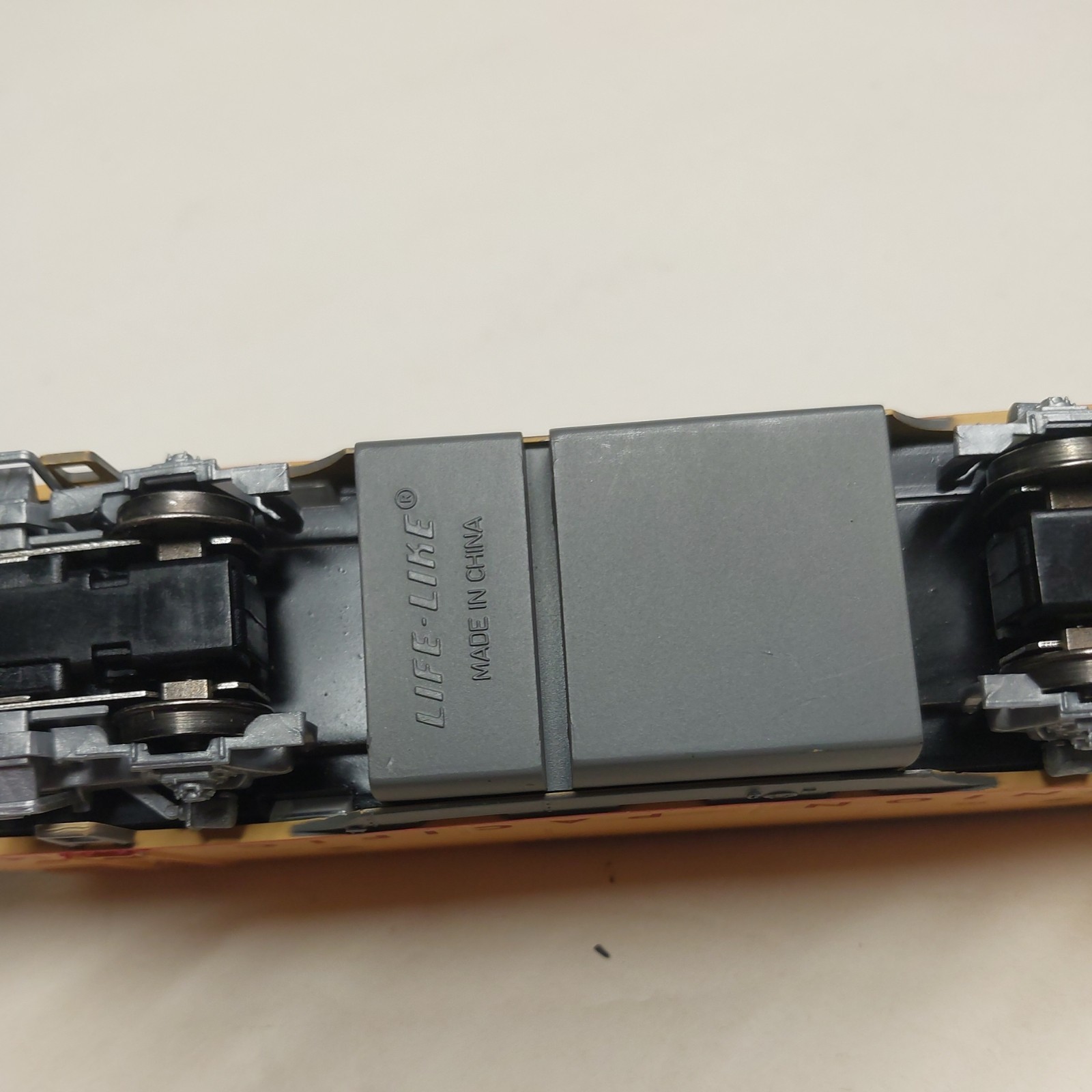 Life-Like Proto 1000 F3A Diesel Union Pacific. HO DC Diesel Locomotive