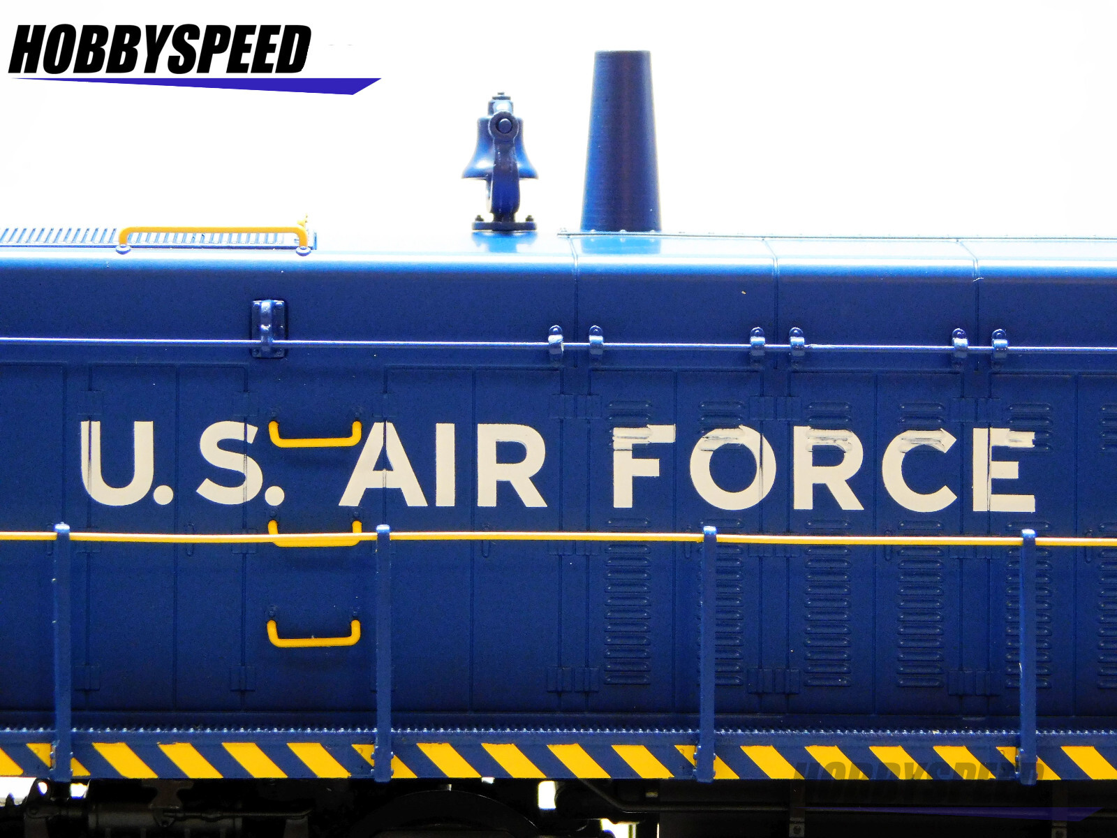 LIONEL US AIR FORCE LEGACY SW8 #2021 DIESEL ENGINE LOCOMOTIVE train 2433710 NEW
