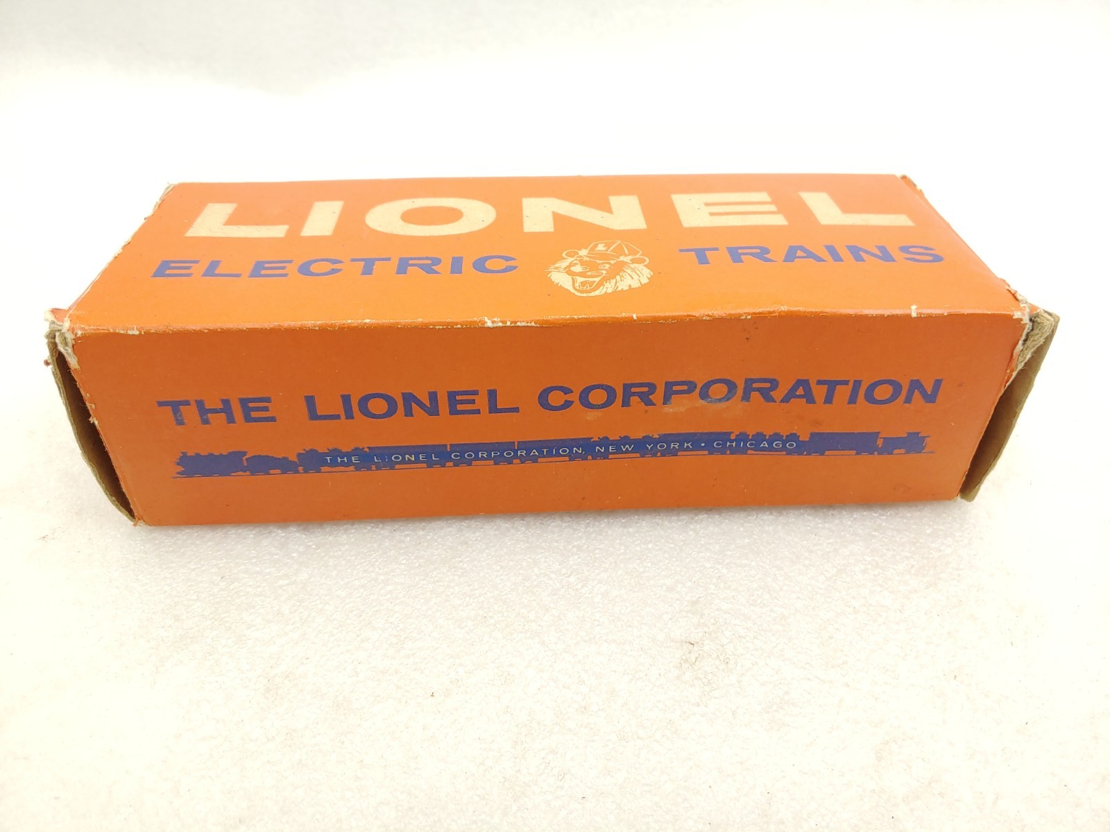 Lionel Trains Postwar 1130T Lionel Lines Tender C-7+ & Original Box