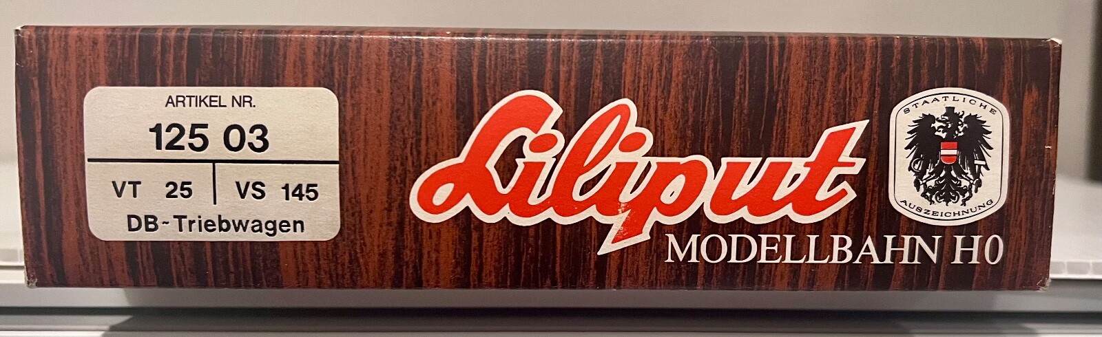 Liliput (Austrian) HO VT 25 / VS 145 (12503) Class VT25 DB Triebwagen Modelbahn