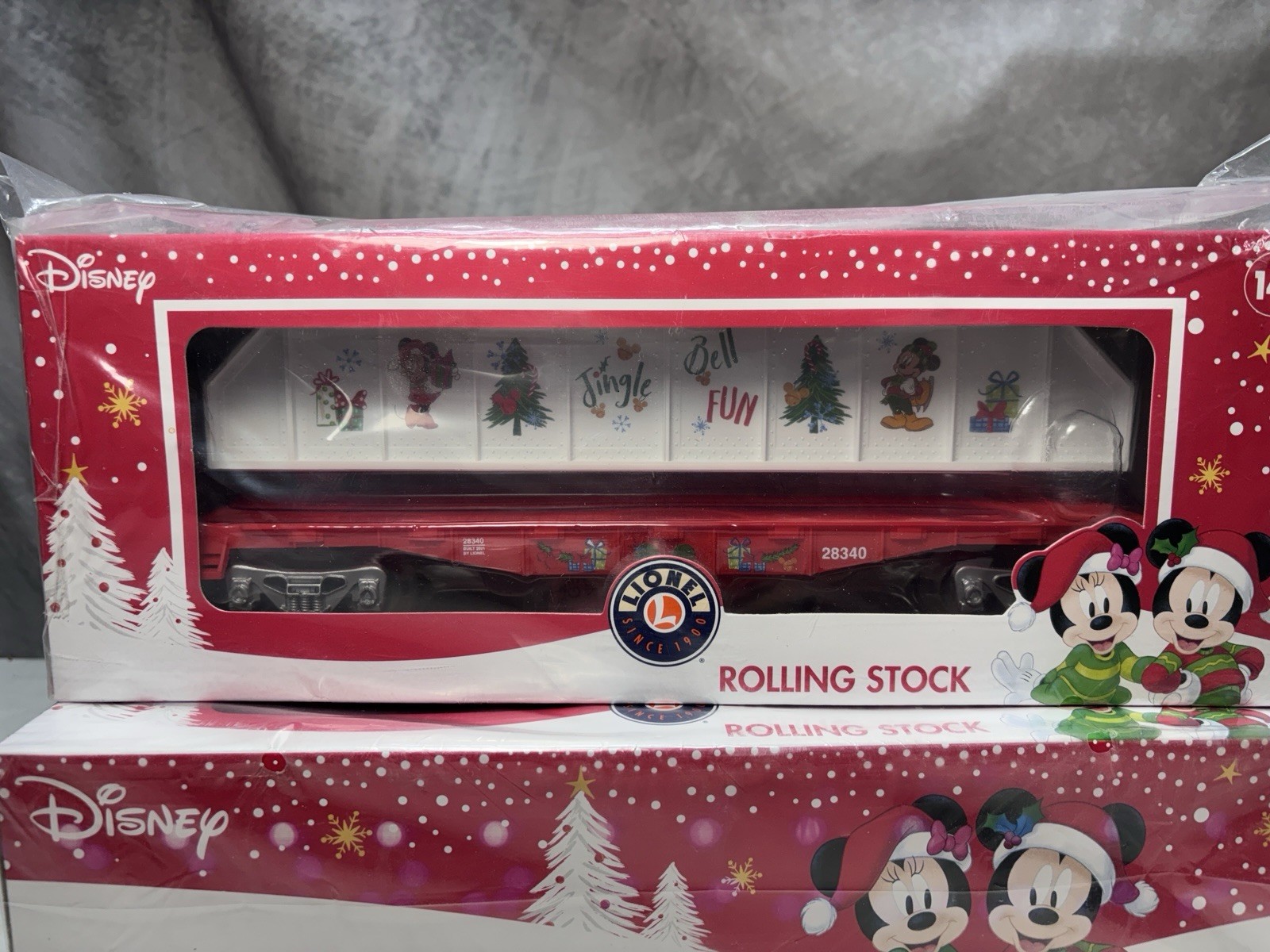 Lionel Mickey & Friends Christmas Flatcar with Girders NIB 2128340 BX-3