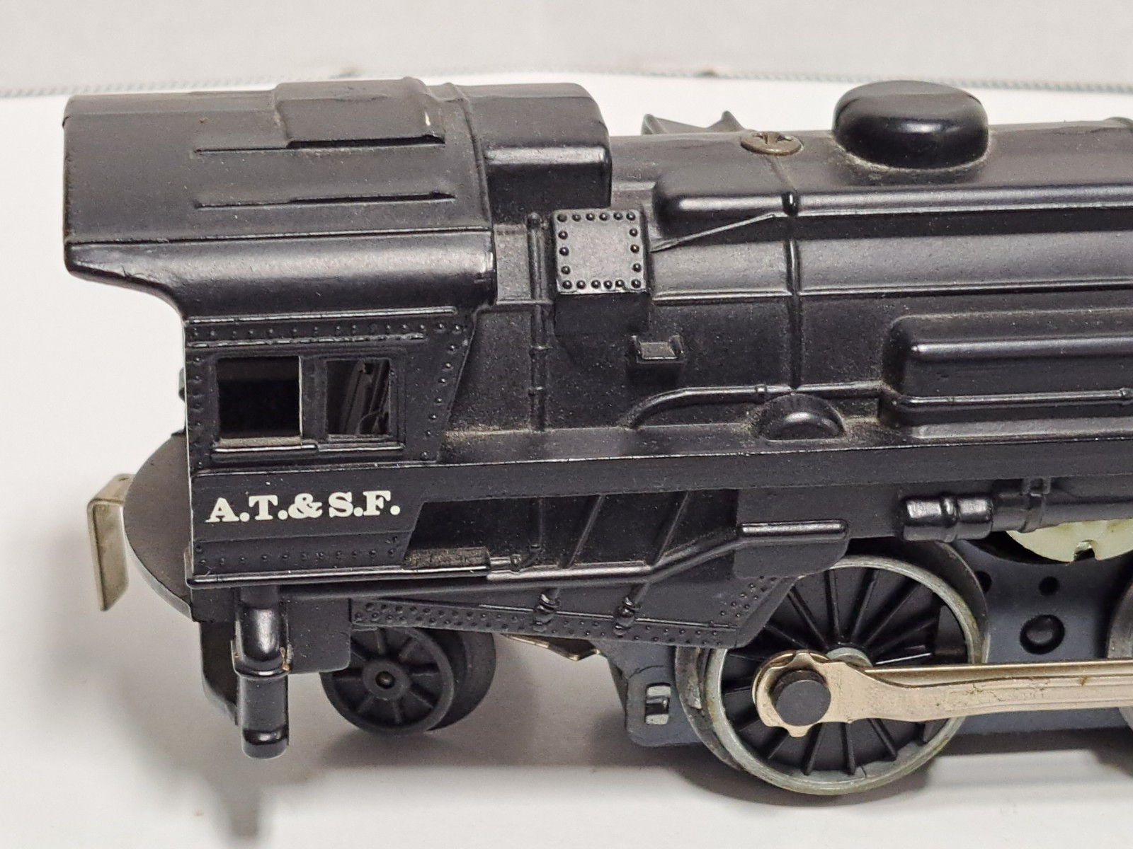 Lionel 6-8616 AT&SF Die-Cast Steam Locomotive & Tender 1:48 O Scale Model Train