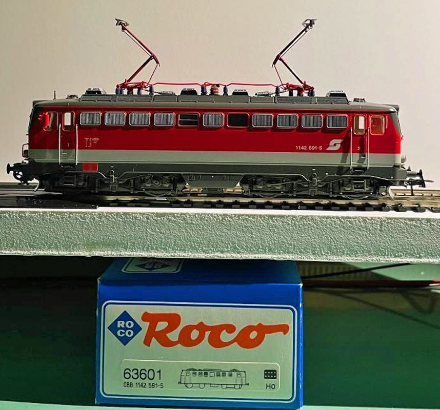 HO ROCO 63601 OBB AUSTRIAN 1142 591-5 ELECTRIC LOCOMOTIVE