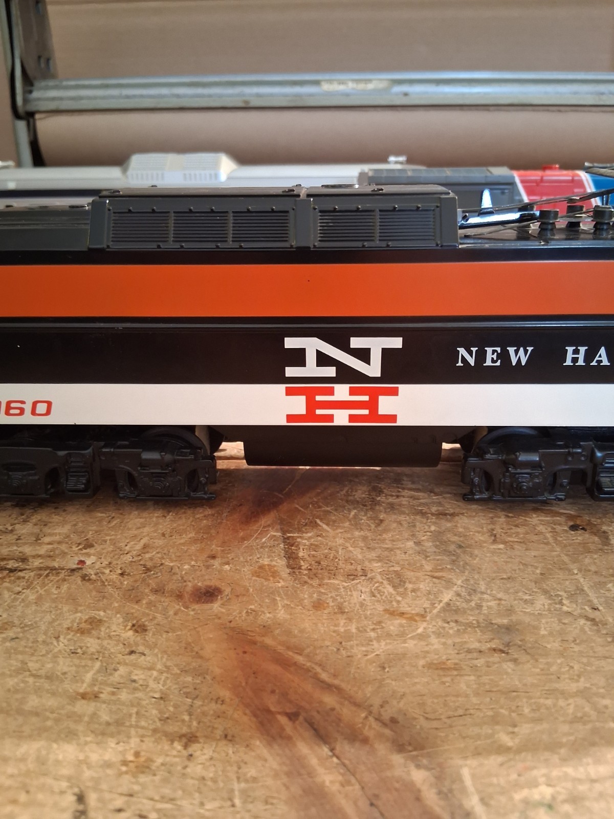 Williams E60-501 O New Haven E60 Electric Locomotive w/Horn. Cab #960 WORKS