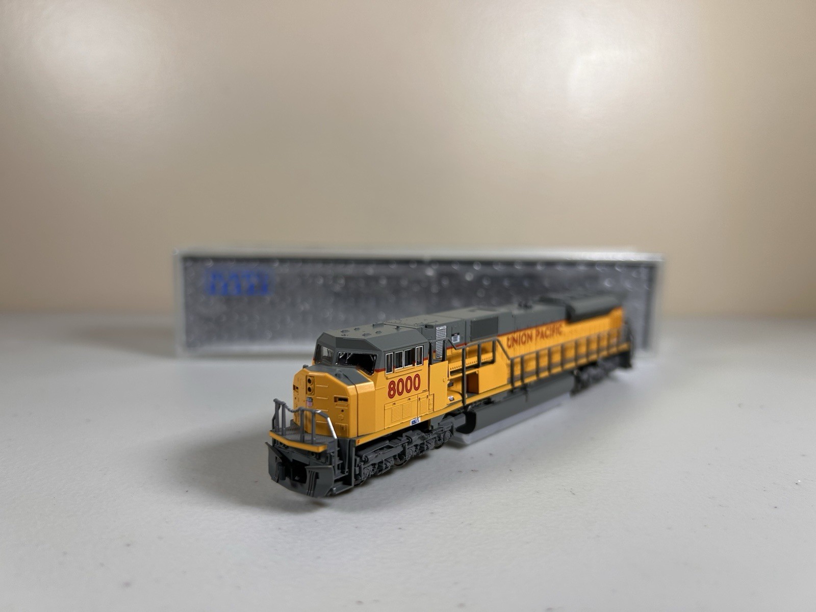 N Scale Kato DCC Ready Union Pacific SD90/43MAC #8000 Brand New
