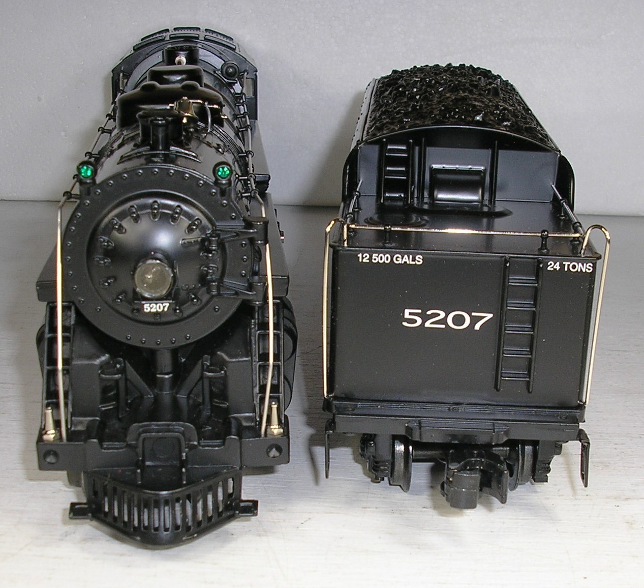Williams 40201 Scale 4-6-4 Hudson NYC #5207, Bell, Whistle, Smoke, Runs Well