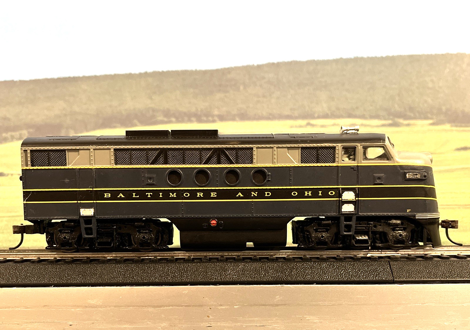 Bachmann EMD FT-A Locomotive Baltimore and Ohio No Number HO Scale DCC on Board