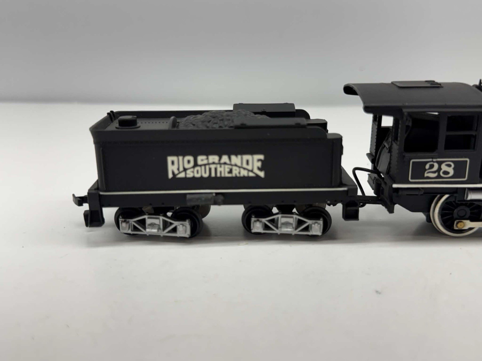 Mantua HO #313-610 Rio Grande Southern 2-6-0 mogul w/ Tender Steam Loco #28