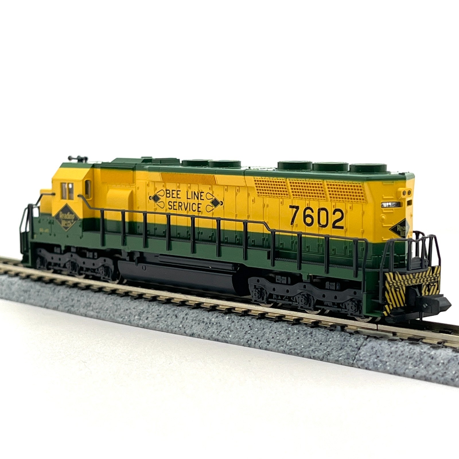 Kato N Scale 176-3115 Reading Bee Line EMD SD45 Diesel Locomotive 7602 Std DC