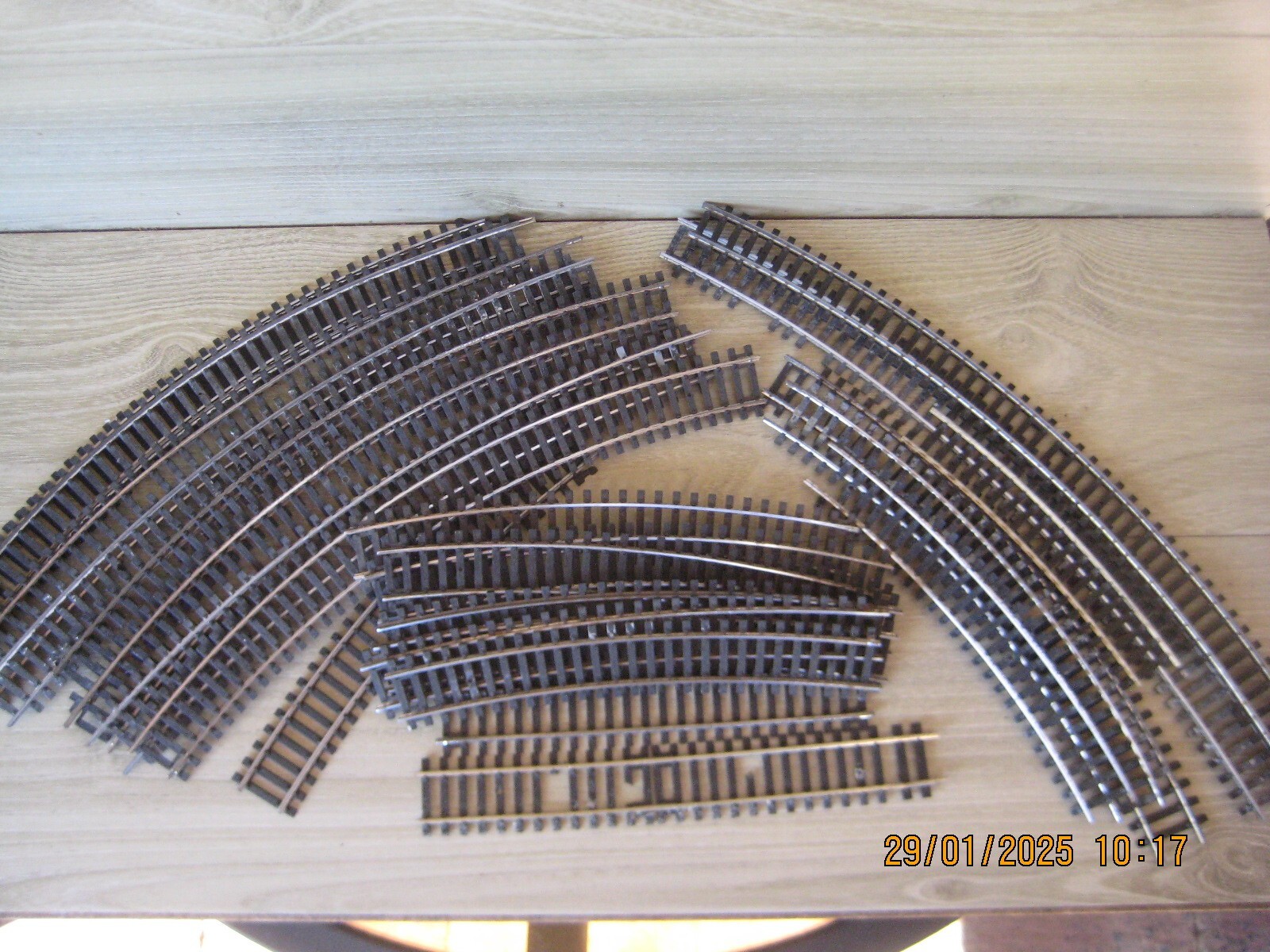 MODEL RAILWAYS HORNBY MIXED TRACK 23 PIECES VARIOUS LENGTHS May need Clean