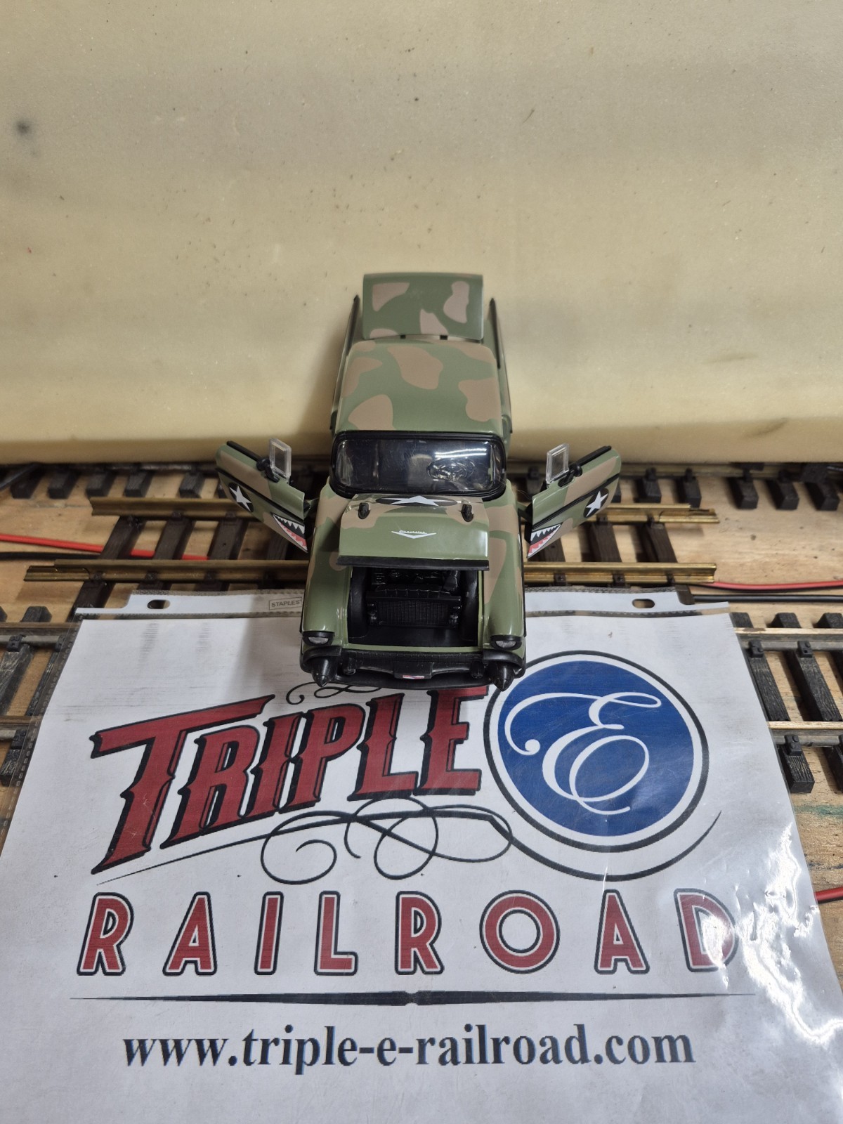 Jada USA Trains G Scale ’57 Chevy Bel Air Army Car 1/24