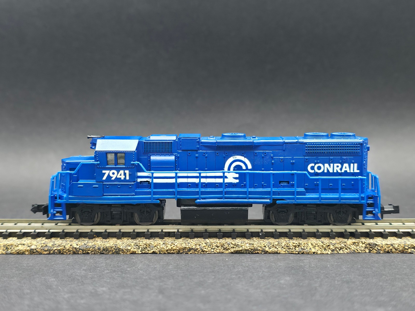 N Scale Life-Like #7846 Conrail GP-38 Locomotive CR #7941 . New