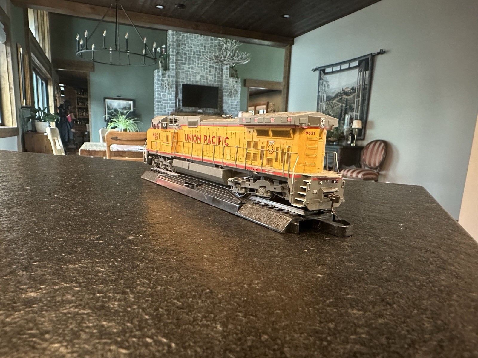 Athearn RTR HO Union Pacific SD50 #9821 Diesel Locomotive DCC Ready w Box-tested
