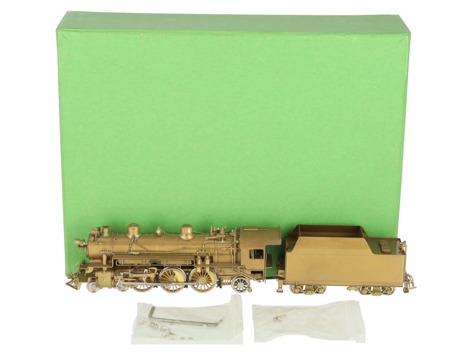 Overland OMI-1447 HO BRASS C&O F-15 4-6-2 Steam Locomotive & Tender -Unpainted