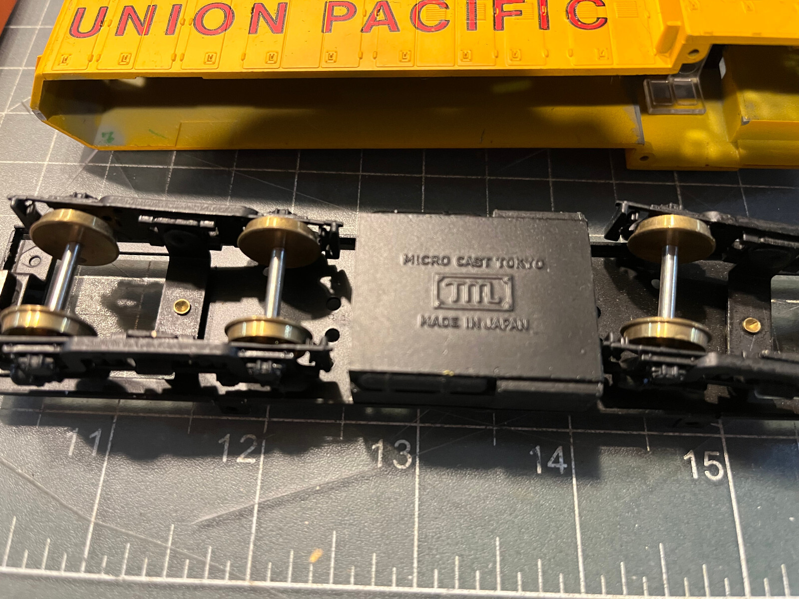 HO Train 2 UP DIESEL SHELLS & 1 STAMPED METAL MICRO CAST JAPAN FRAME PART LOT B