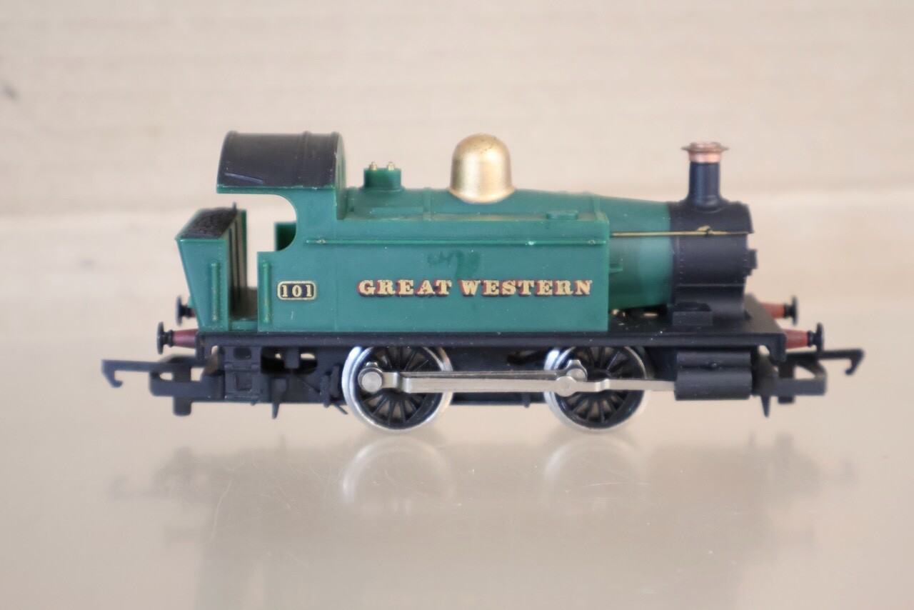 HORNBY R077 GWR 0-4-0 HOLDEN CLASS 101 TANK LOCOMOTIVE 101 om