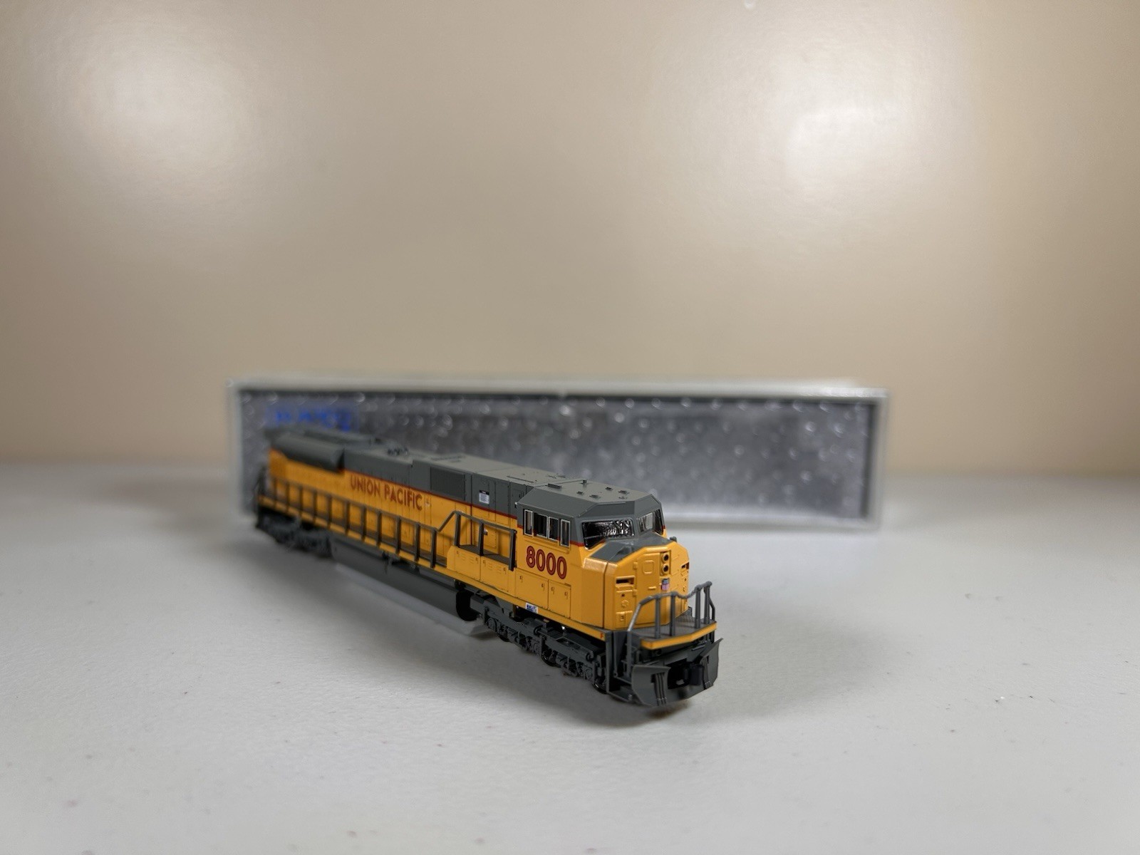 N Scale Kato DCC Ready Union Pacific SD90/43MAC #8000 Brand New